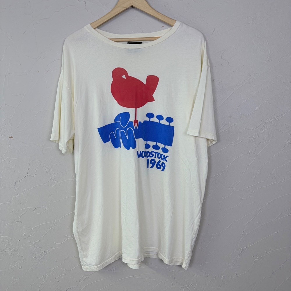 Retrobrand Woodstock 1969 Graphic T Shirt Mens XXL White Short Sleeve Made USA